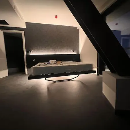 Corner 1 Bed In Mercury With Rooftop Pool Seasonal *