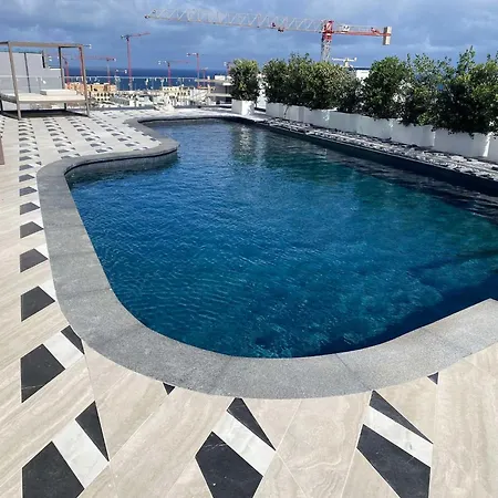 Corner 1 Bed In Mercury With Rooftop Pool Seasonal Apartamento