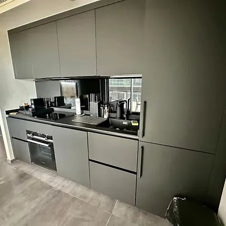 Corner 1 Bed In Mercury With Rooftop Pool Seasonal *