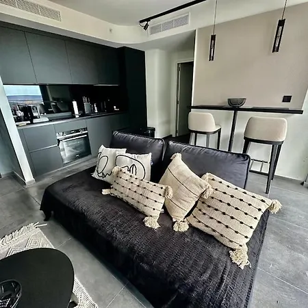 Apartment Corner 1 Bed In Mercury With Rooftop Pool Seasonal *