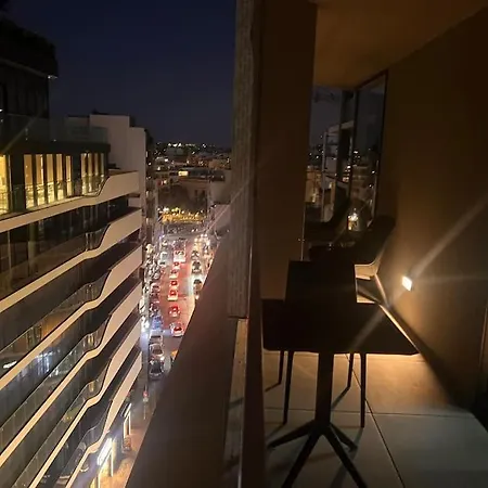 Corner 1 Bed In Mercury With Rooftop Pool Seasonal Apartment San Ġiljan