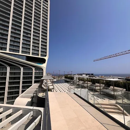 Corner 1 Bed In Mercury With Rooftop Pool Seasonal San Ġiljan